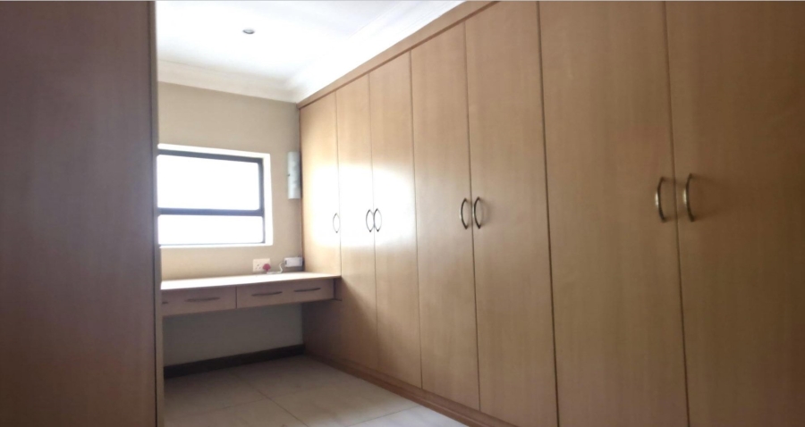 3 Bedroom Property for Sale in Ifafi North West